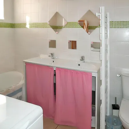 Maison De Caractere A Avec Piscine Privee *